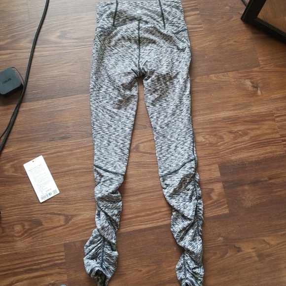 Ready to rulu tight spaced out space dye - Picture 7 of 8